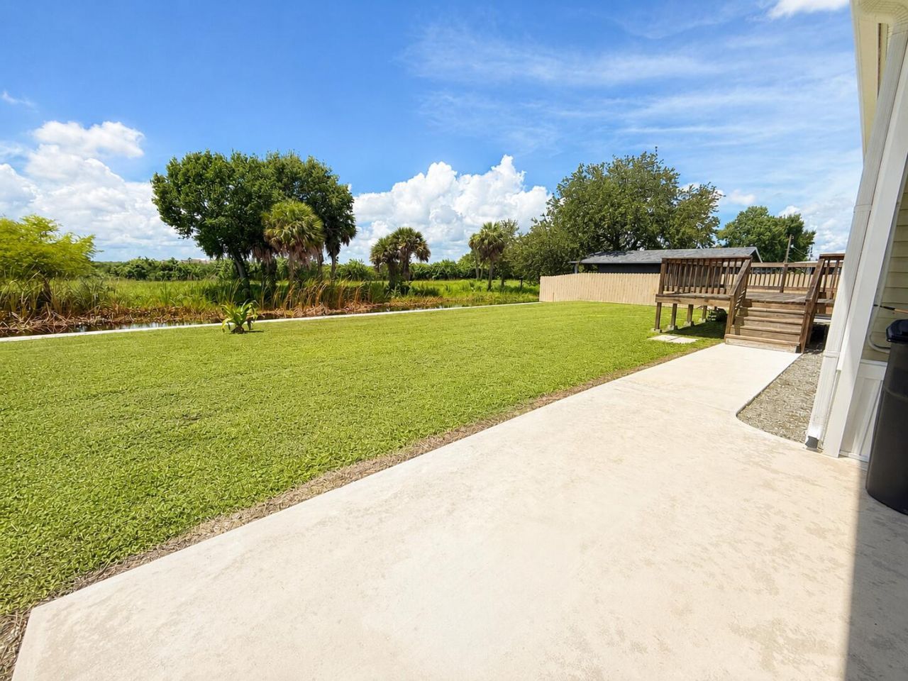1121 Orange Loop, Okeechobee, FL 34974 Photo