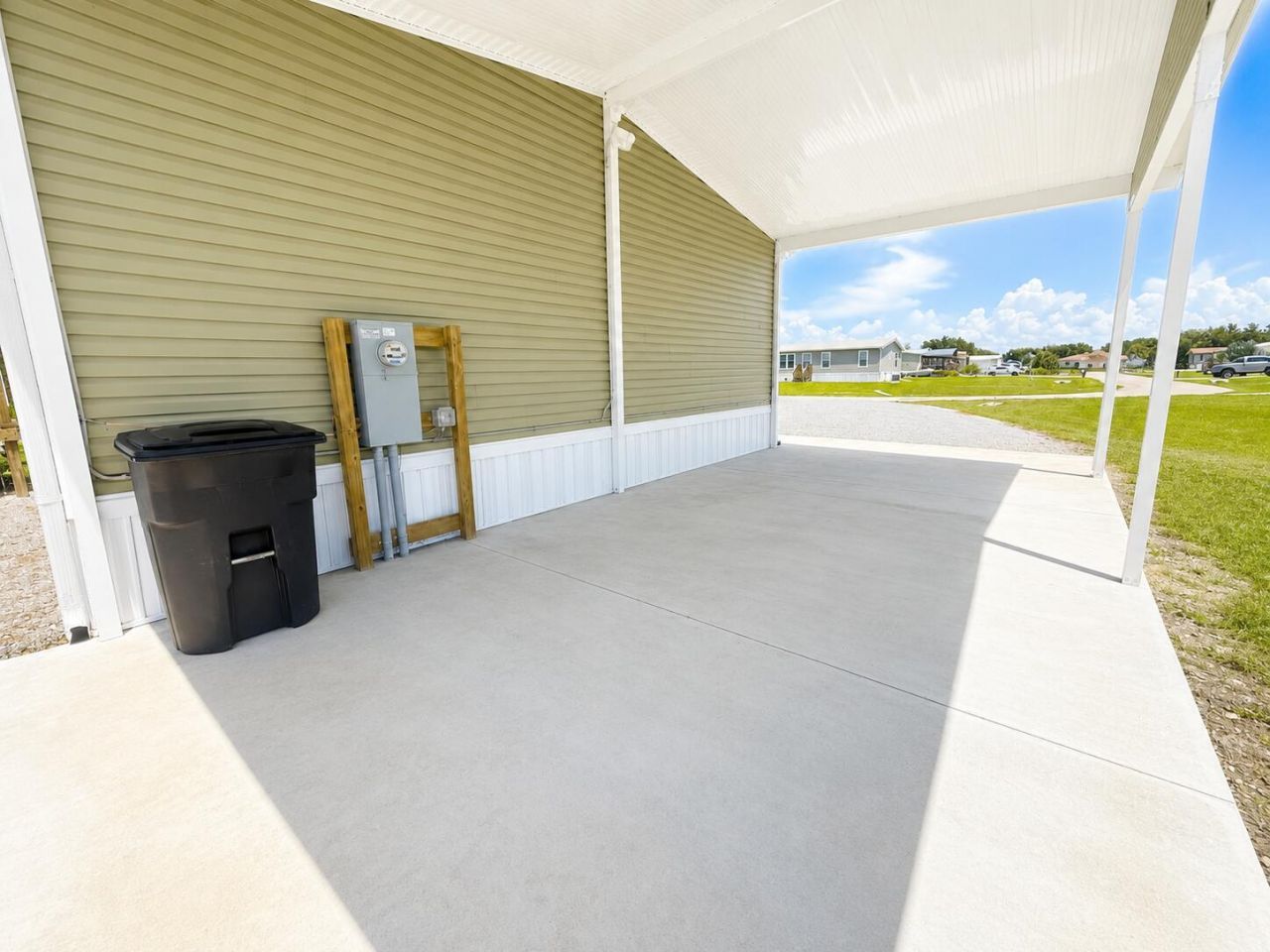 1121 Orange Loop, Okeechobee, FL 34974 Photo