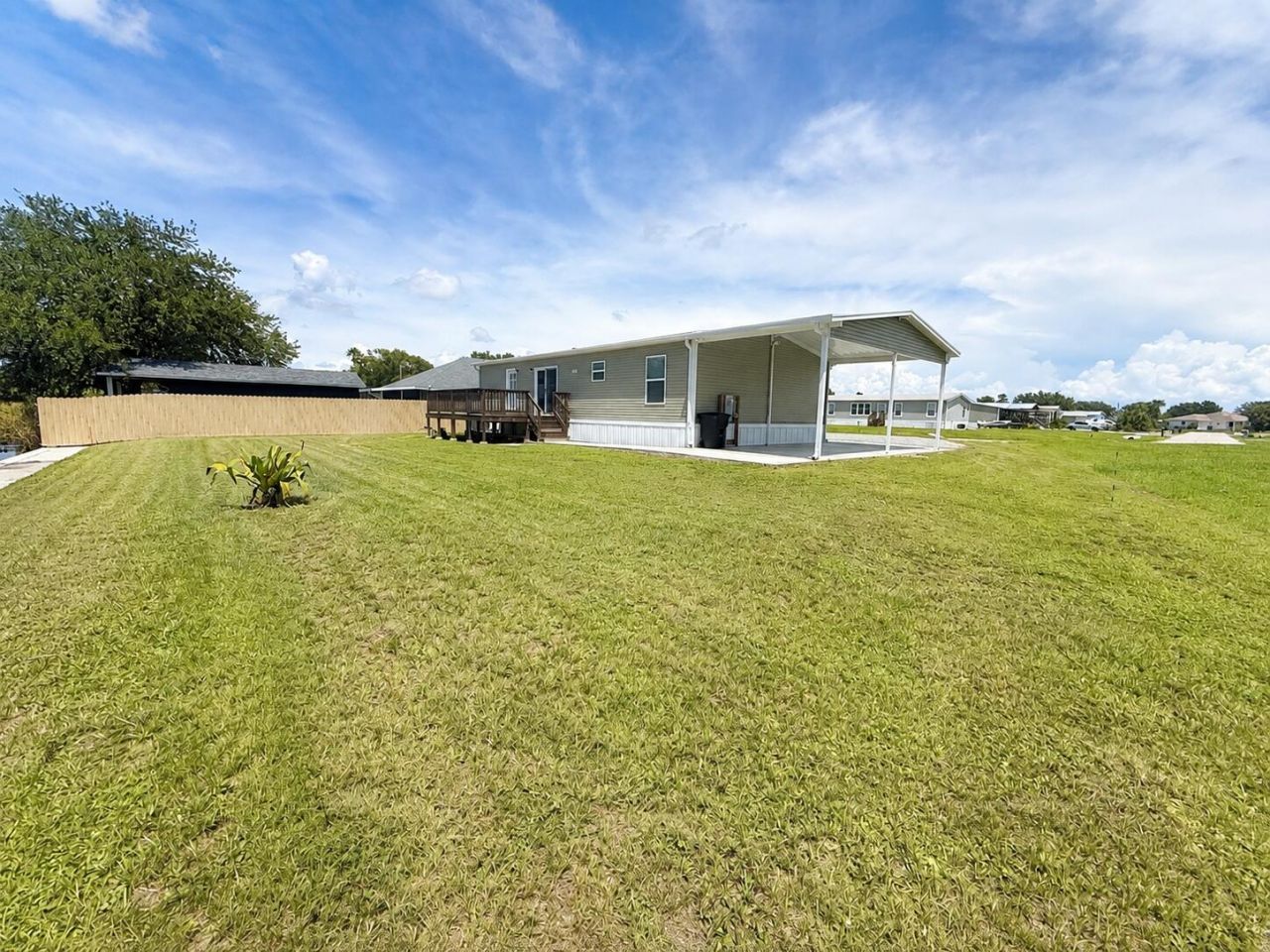 1121 Orange Loop, Okeechobee, FL 34974 Photo