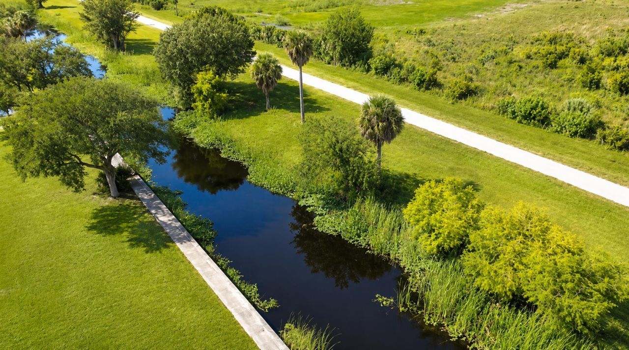1121 Orange Loop, Okeechobee, FL 34974 Photo