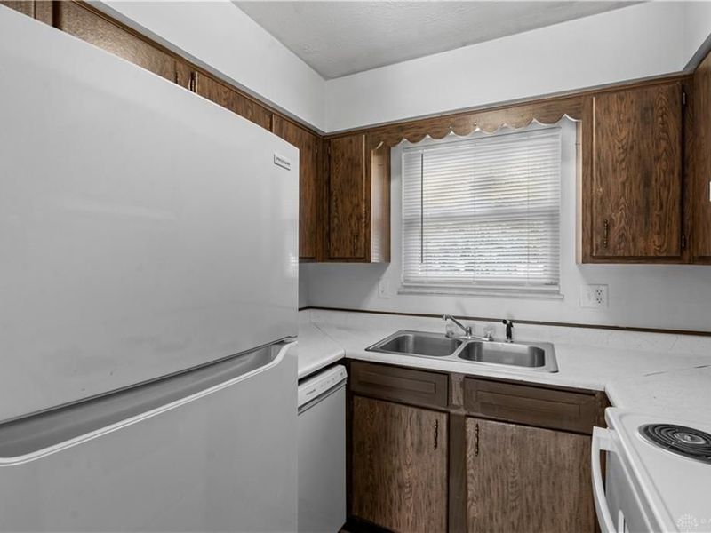 27 Highridge Court, Franklin, OH 45005 Photo 10