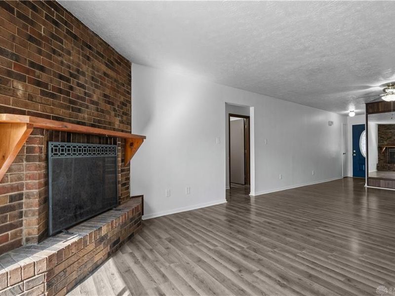 27 Highridge Court, Franklin, OH 45005 Photo 7
