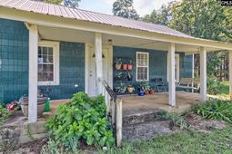 276 Bodie Road  photo 4