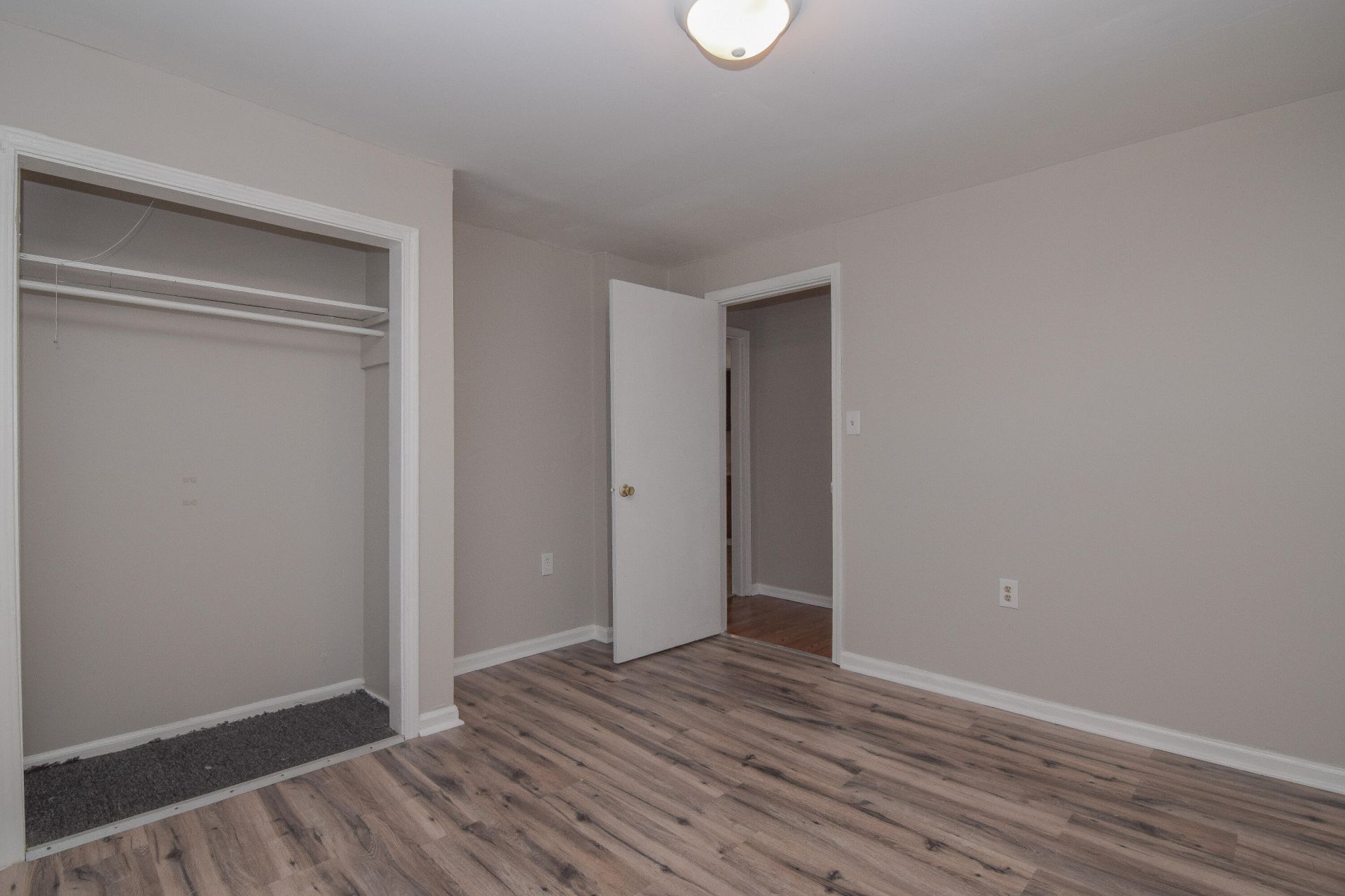 1813 Orvid Street Photo 7