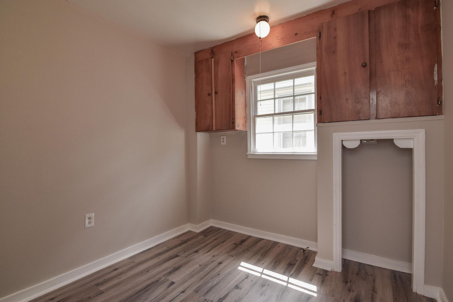 1813 Orvid Street Photo 9