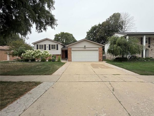 2108 Adrienne Drive, Troy, Mi 48085