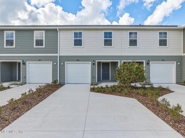 10112 WHISTLING PINE Court, Jacksonville, FL 32221