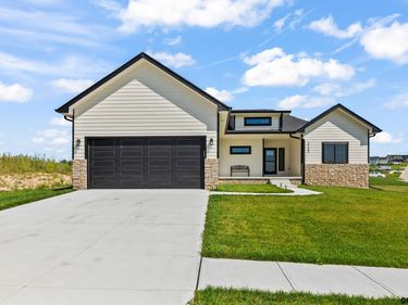 3103 Mulberry Drive, Blair, NE 68008