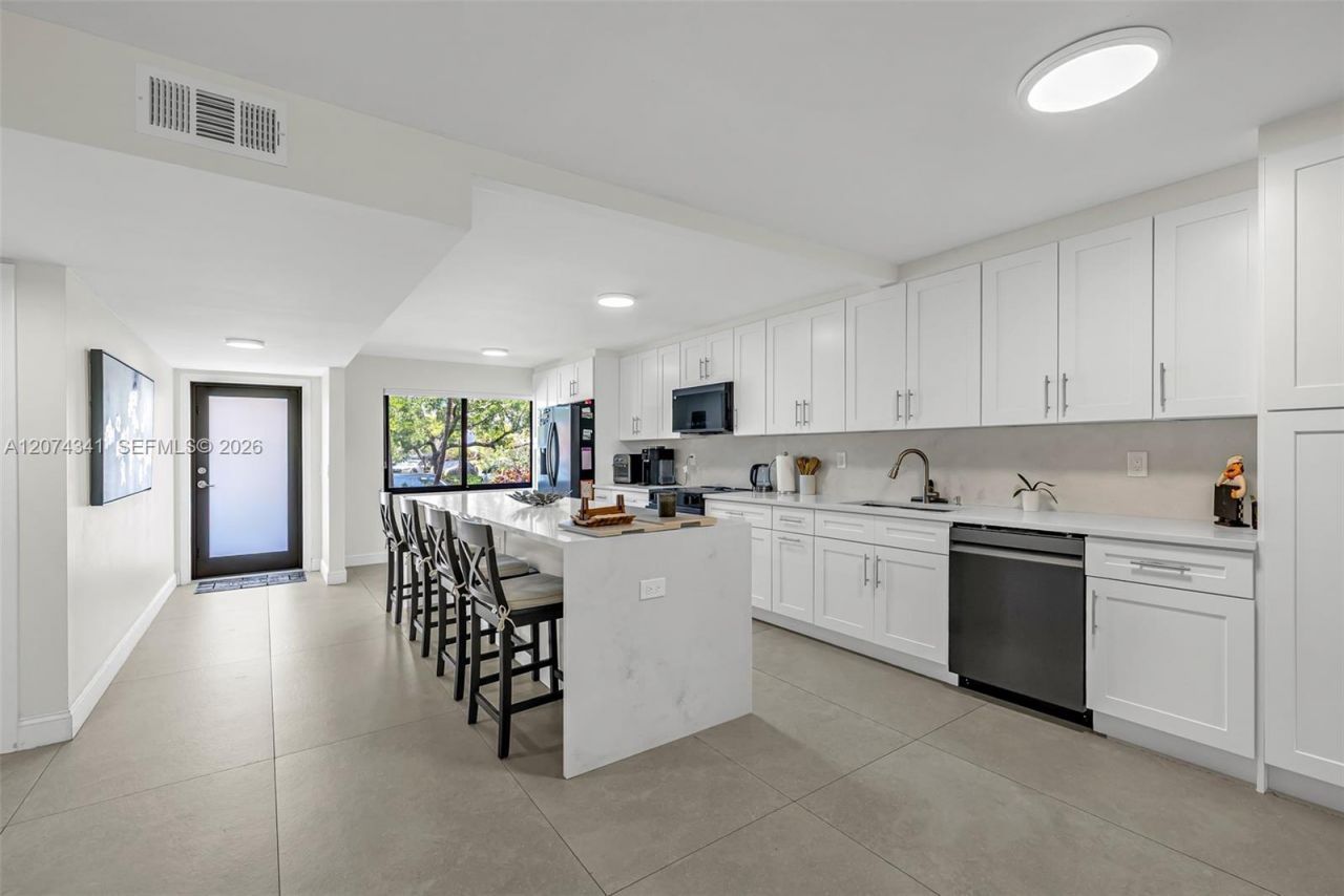 2606 NW 104th Ave , Unit 102, Sunrise, FL 33322 Photo