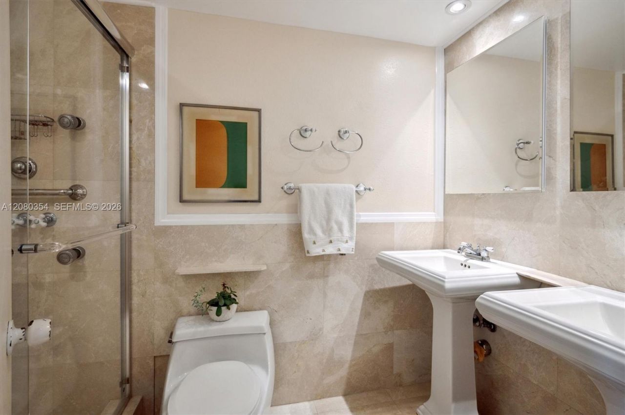 500 Bayview Dr , Unit 2122, Sunny Isles Beach, FL 33160 Photo
