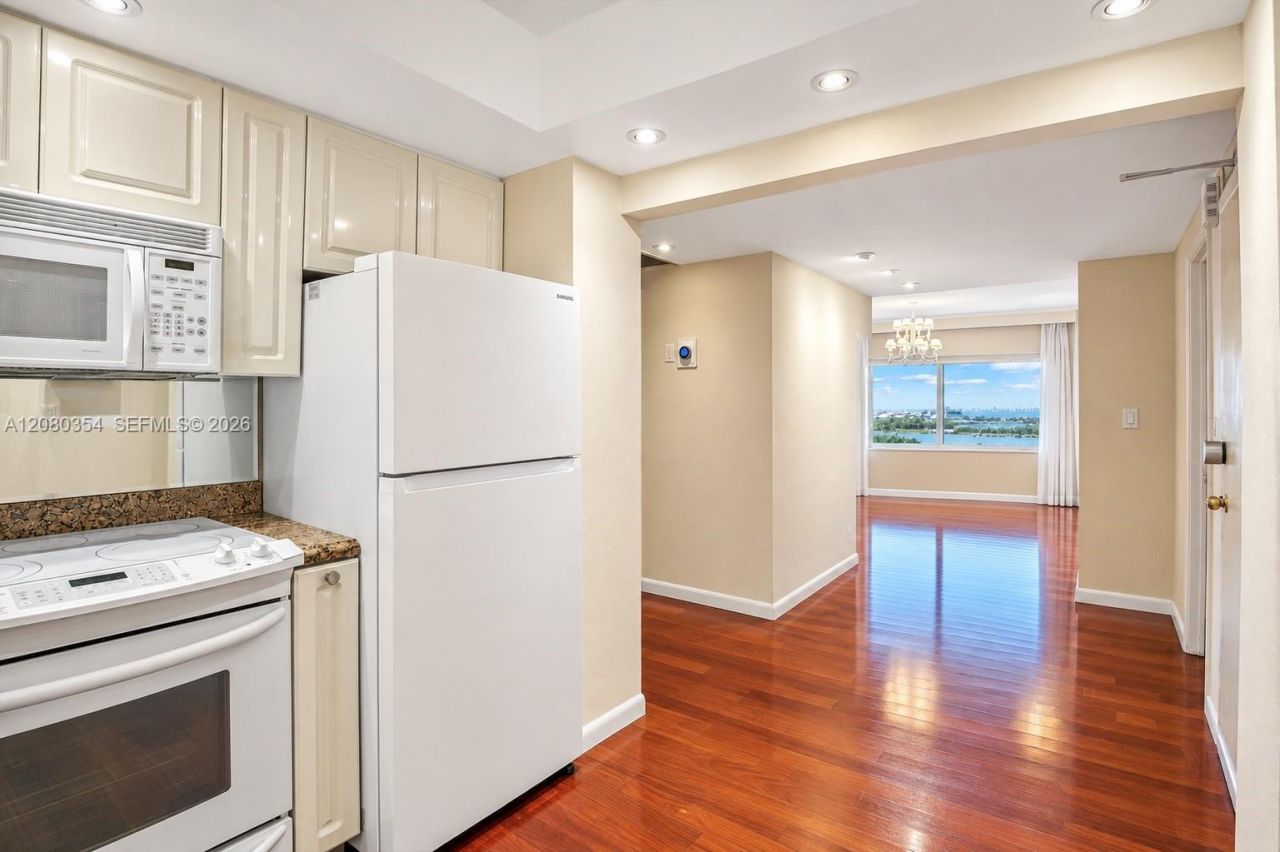 500 Bayview Dr, Unit 2122, Sunny Isles Beach, FL 33160 Photo