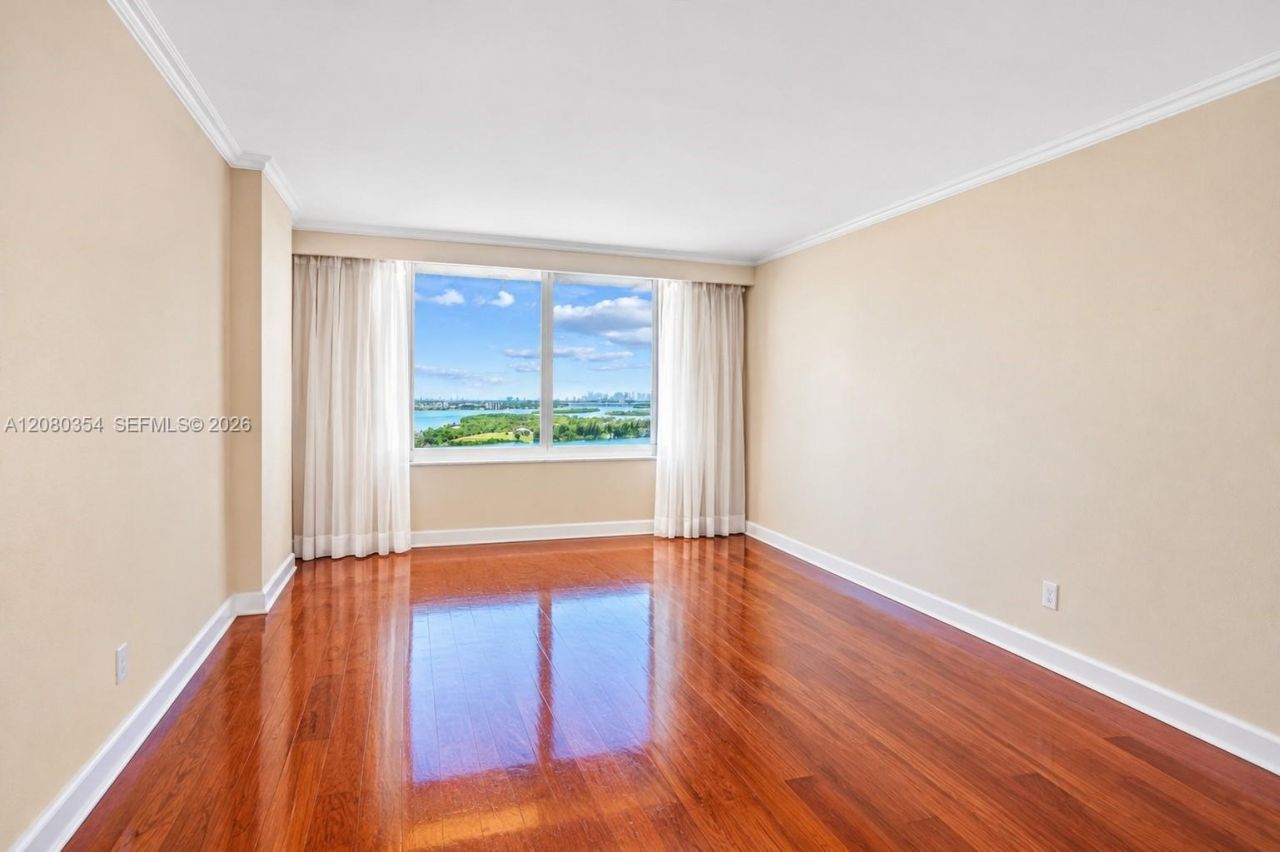 500 Bayview Dr, Unit 2122, Sunny Isles Beach, FL 33160 Photo
