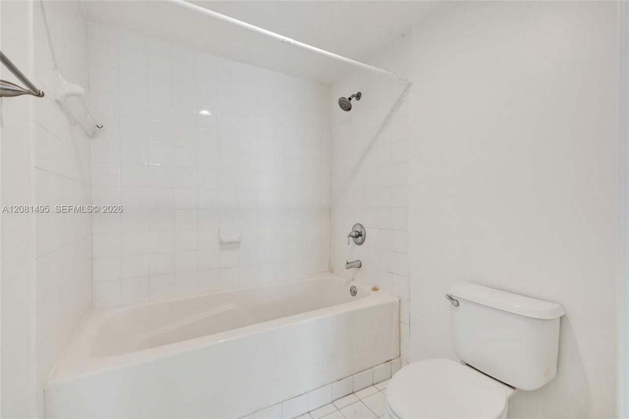 7275 SW 90th St , Unit C410, Miami, FL 33156 Photo