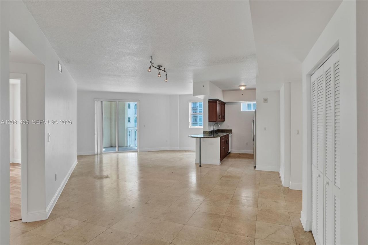 7275 SW 90th St , Unit C410, Miami, FL 33156 Photo