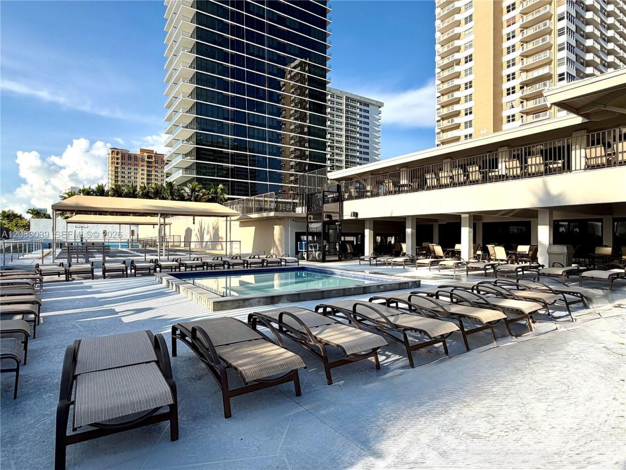 1950 S Ocean Dr, Unit 2C, Hallandale Beach, FL 33009 Photo