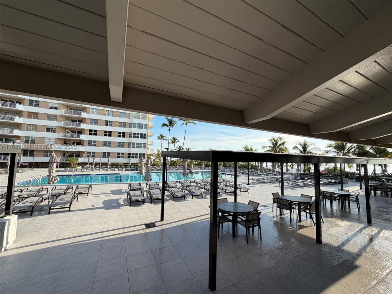 1950 S Ocean Dr, Unit 2C, Hallandale Beach, FL 33009 Photo