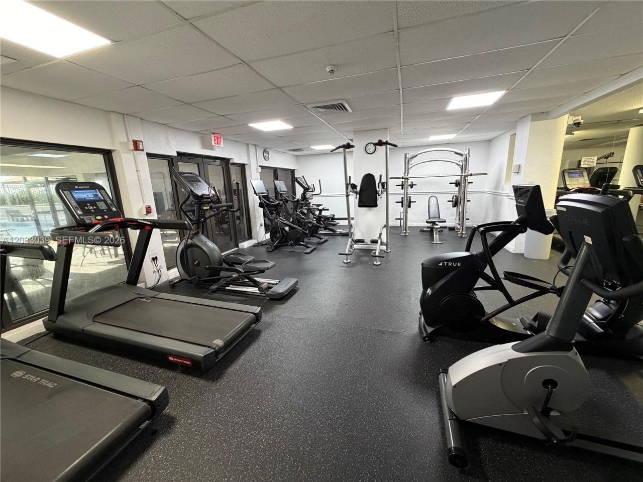1950 S Ocean Dr, Unit 2C, Hallandale Beach, FL 33009 Photo