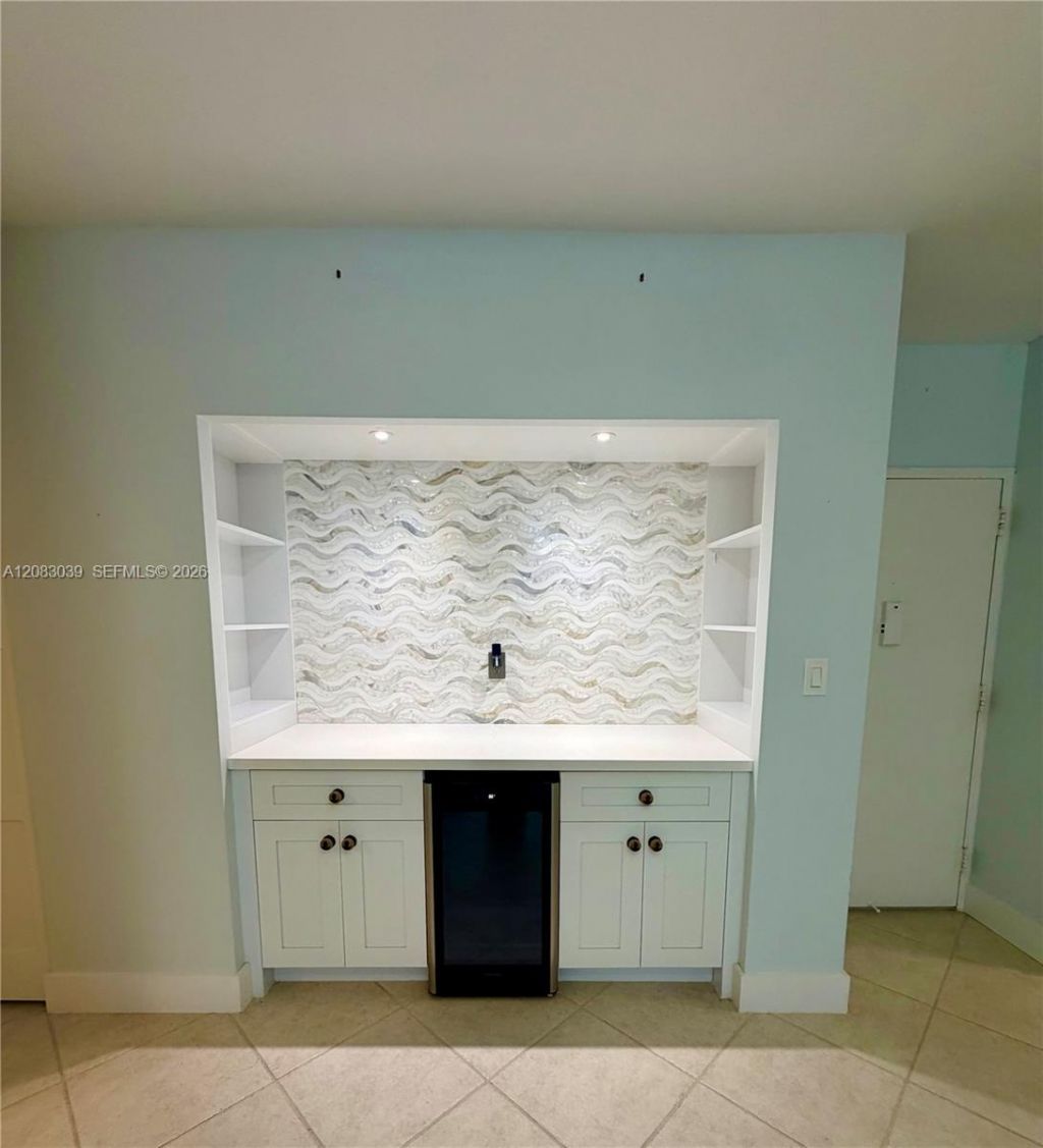 1950 S Ocean Dr, Unit 2C, Hallandale Beach, FL 33009 Photo
