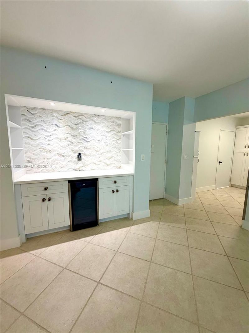 1950 S Ocean Dr, Unit 2C, Hallandale Beach, FL 33009 Photo