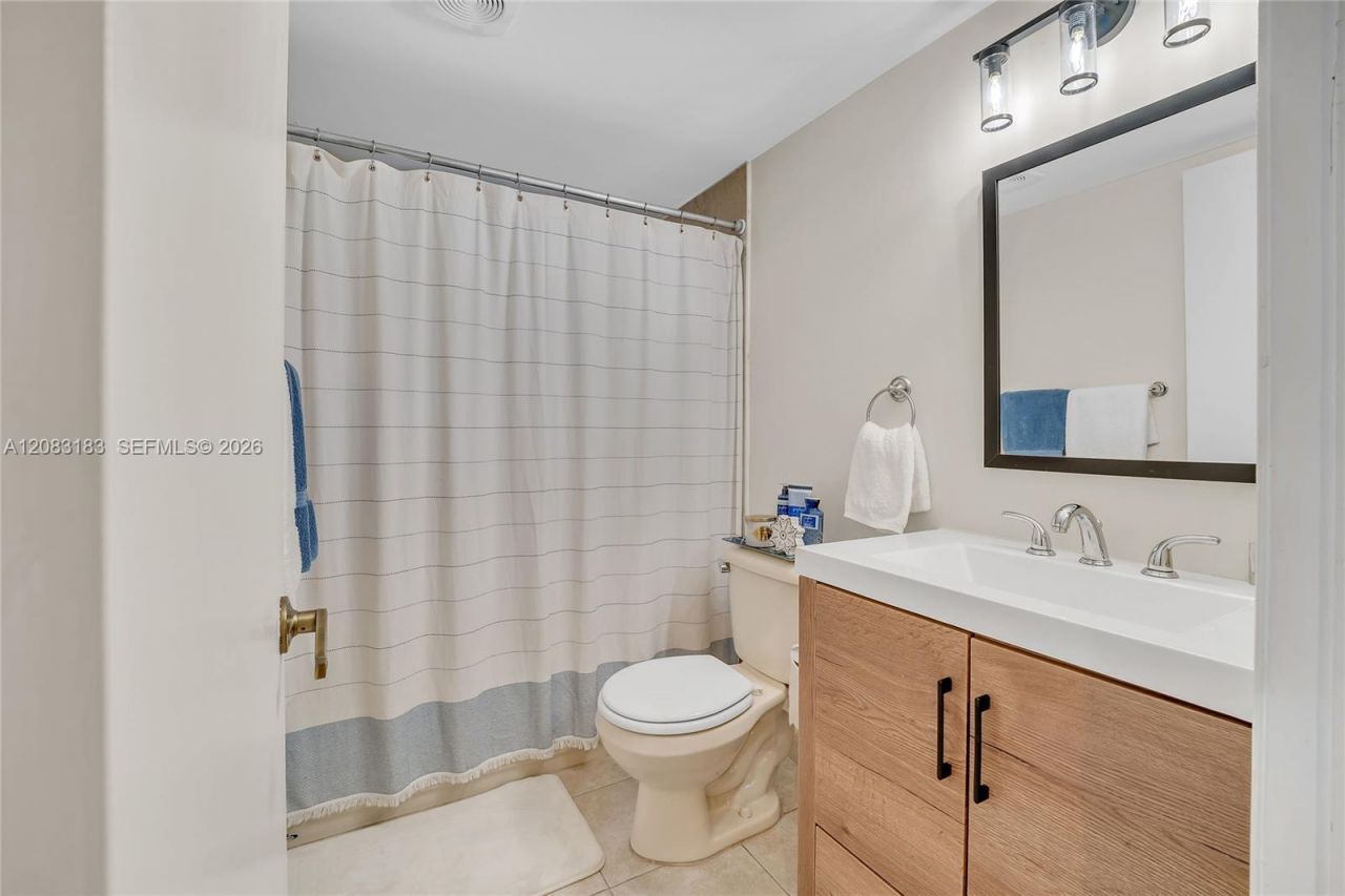 150 SW 134th Way , Unit 304R, Pembroke Pines, FL 33027 Photo