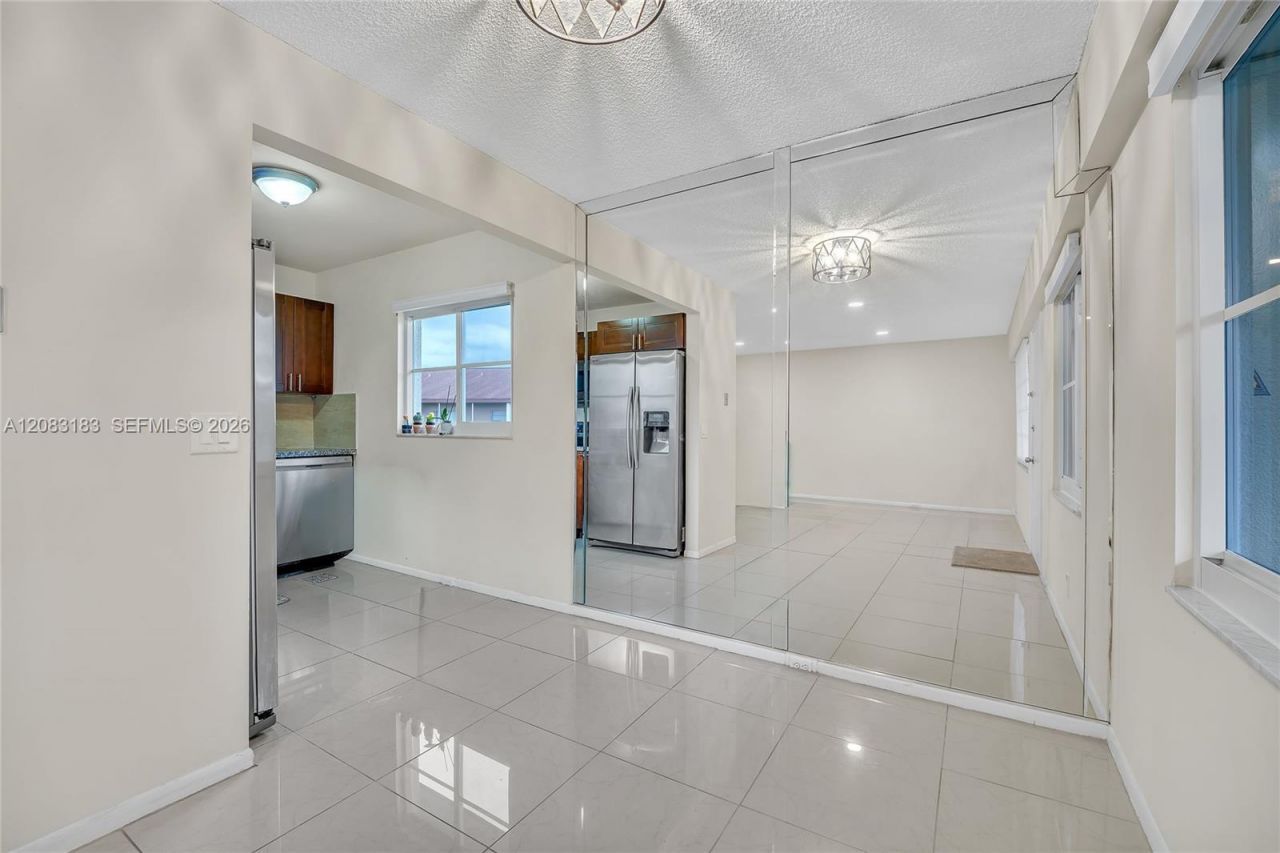 150 SW 134th Way , Unit 304R, Pembroke Pines, FL 33027 Photo