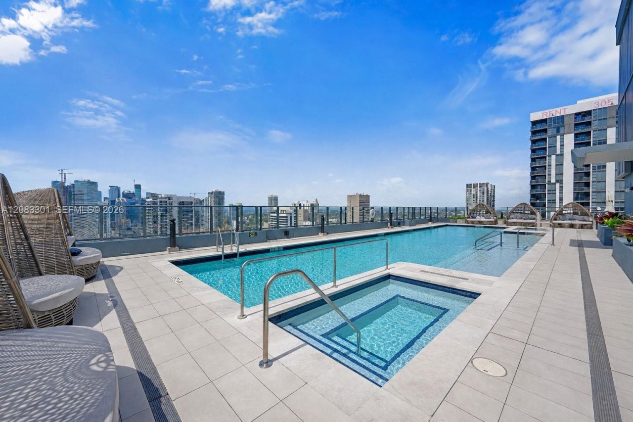 121 NE 5th St, Unit 2408, Miami, FL 33132 Photo