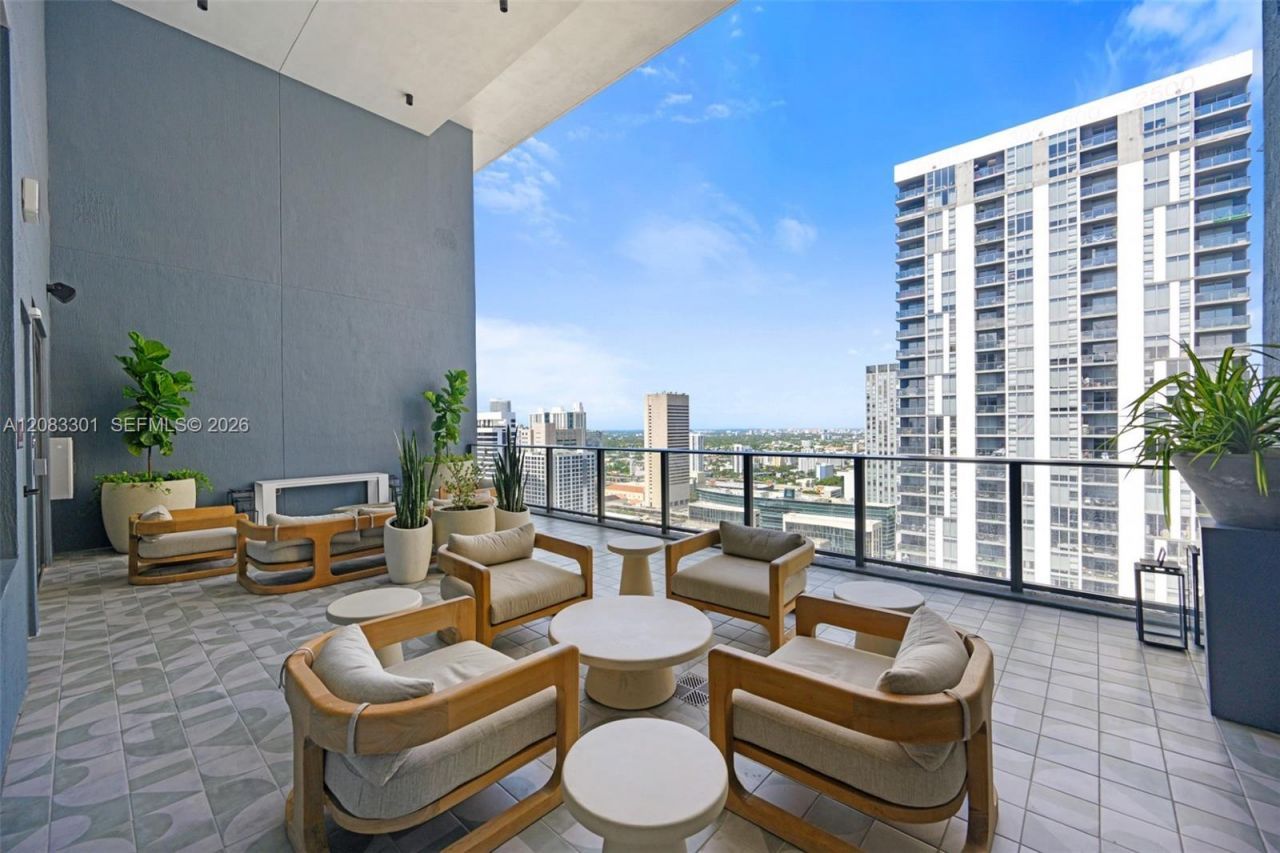 121 NE 5th St, Unit 2408, Miami, FL 33132 Photo