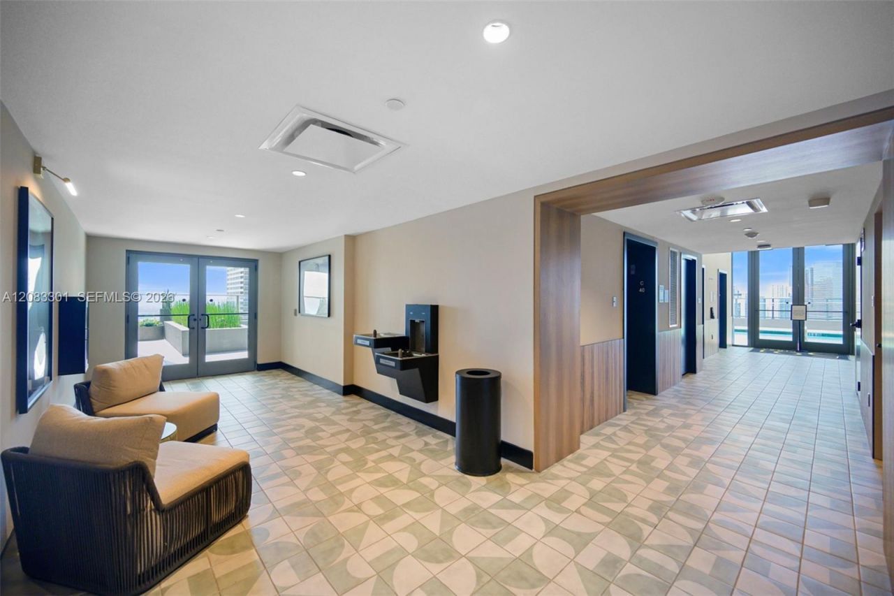 121 NE 5th St, Unit 2408, Miami, FL 33132 Photo