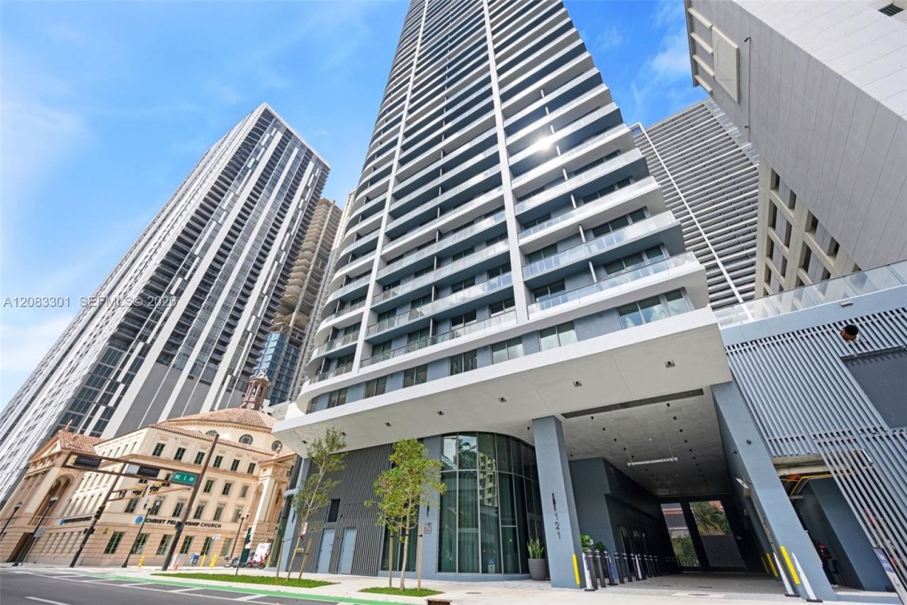121 NE 5th St, Unit 2408, Miami, FL 33132 Photo