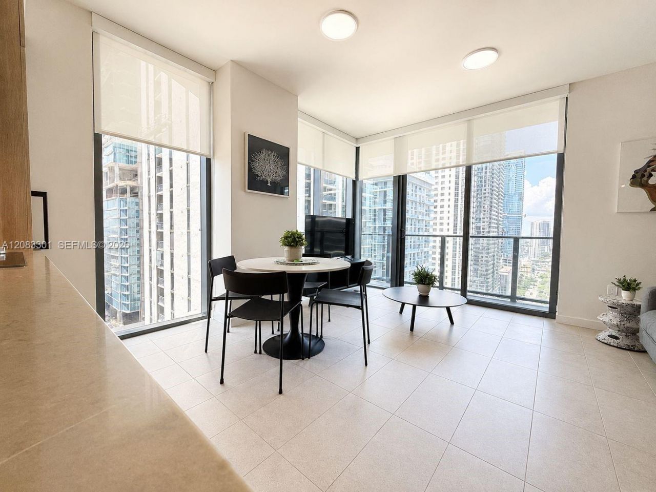 121 NE 5th St, Unit 2408, Miami, FL 33132 Photo