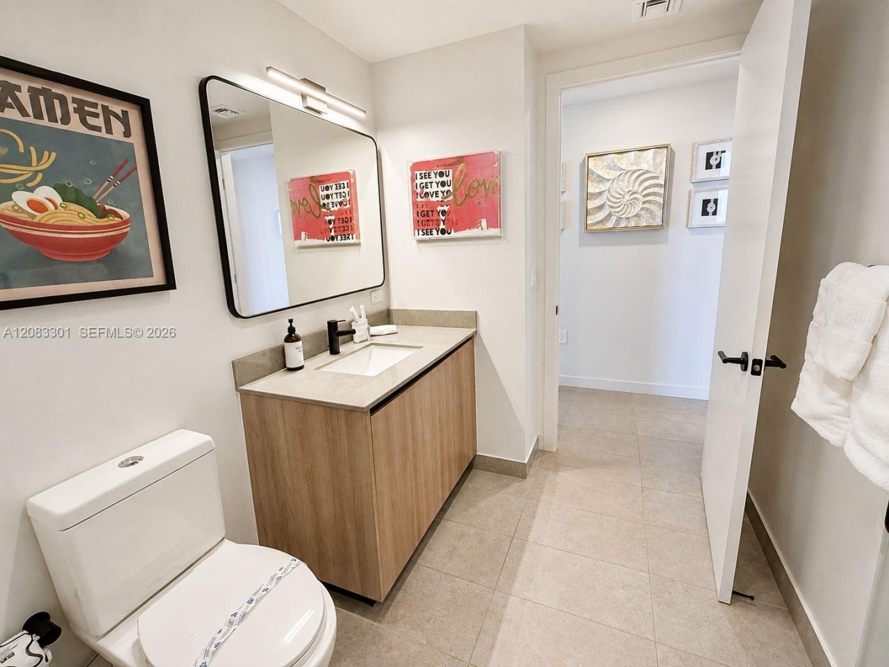 121 NE 5th St, Unit 2408, Miami, FL 33132 Photo