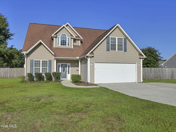 55 Morgan Cove Drive, Burgaw, NC 28425
