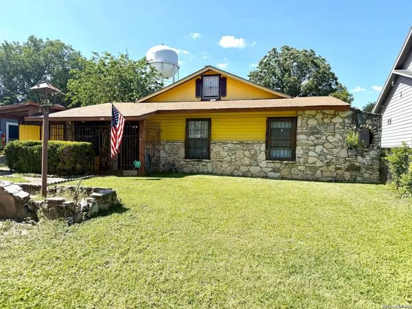 1015 W Amber, San Antonio, TX 78221