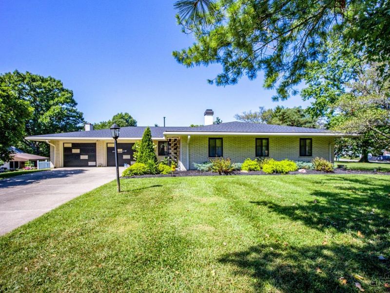 5195 Deeridge Lane, Green Township, OH 45247 Photo 1