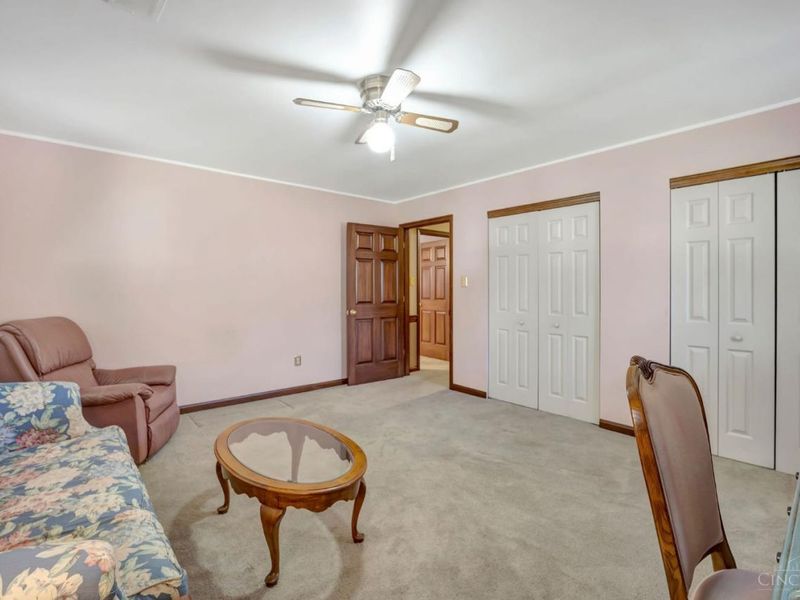 5195 Deeridge Lane, Green Township, OH 45247 Photo 28