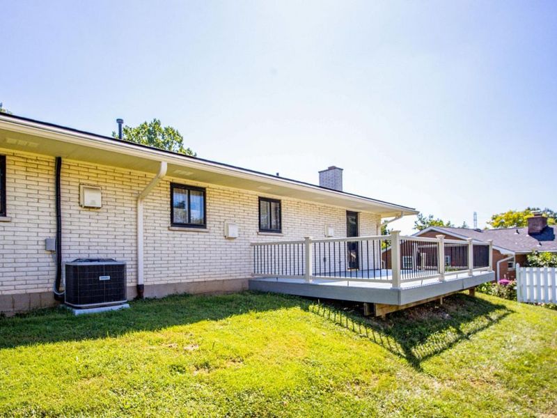 5195 Deeridge Lane, Green Township, OH 45247 Photo 31