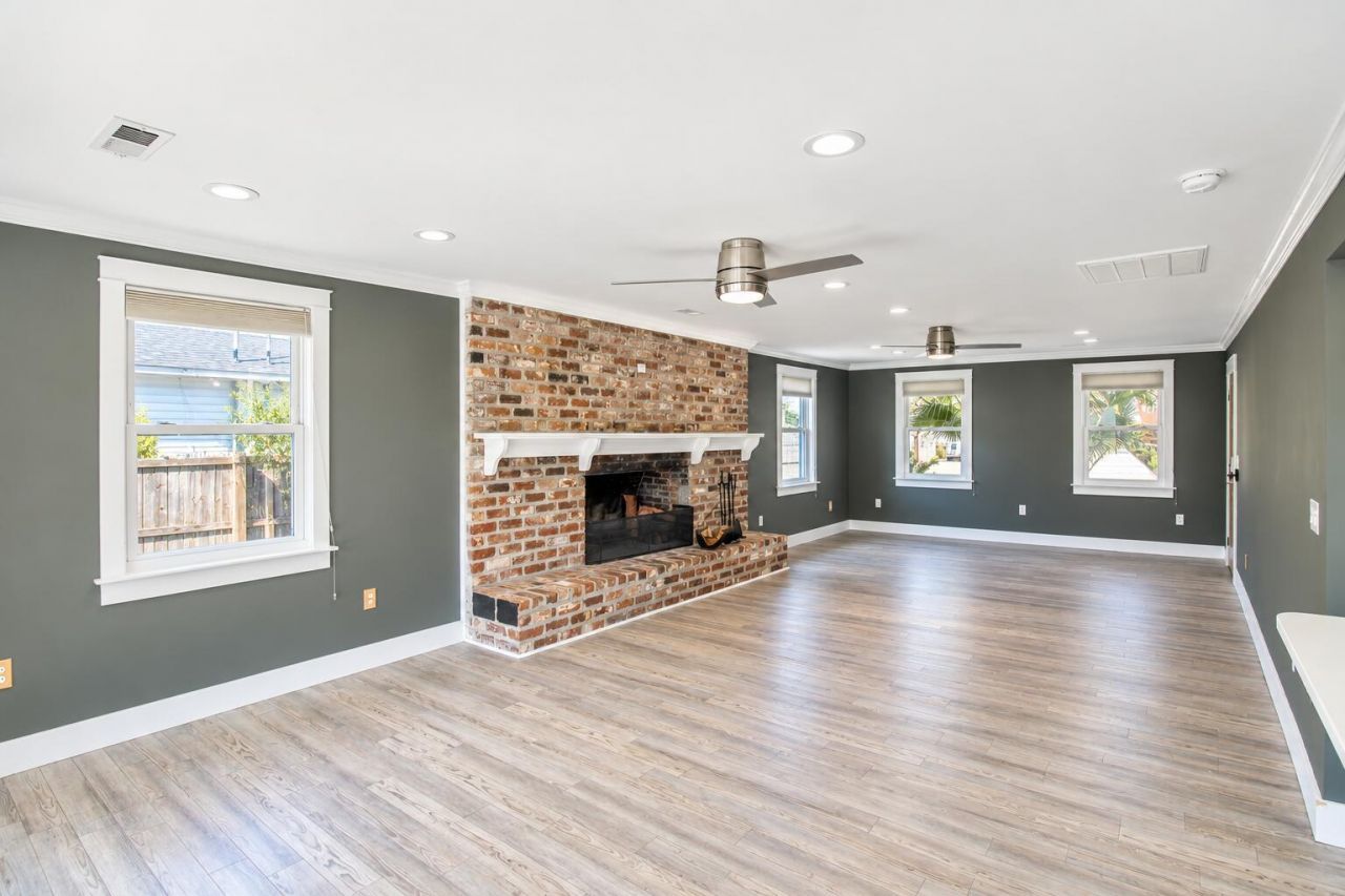 823 Jordan Street Photo 5