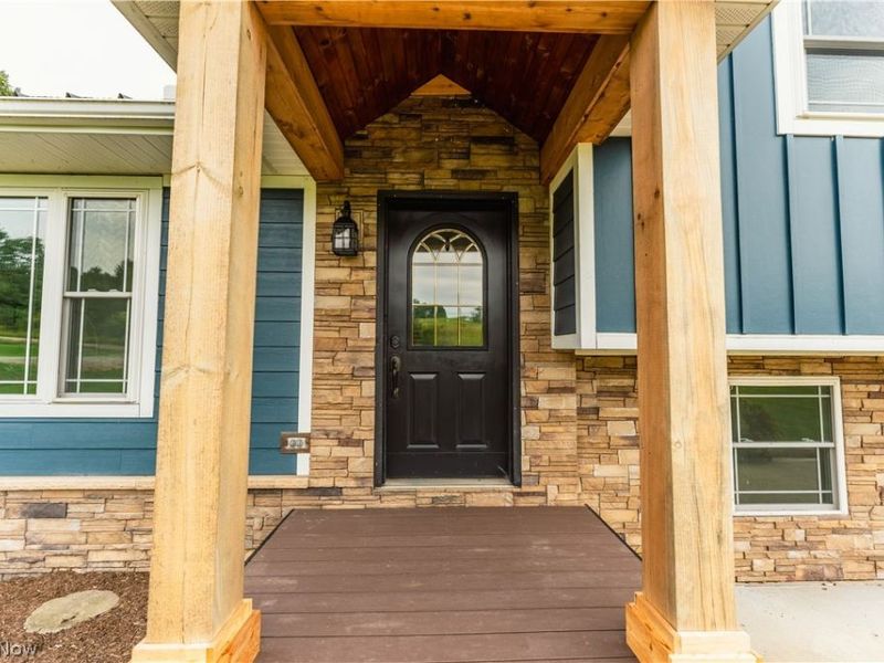 1106 Shutt Valley Road NW, Sugarcreek, OH 44681 Photo 6