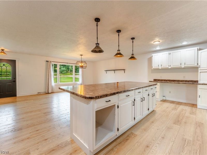 1106 Shutt Valley Road NW, Sugarcreek, OH 44681 Photo 8