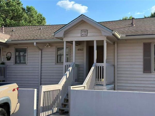 4162 Stillwater Drive , Duluth, GA 30096