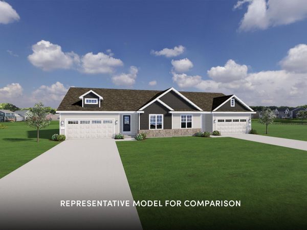 1097 Elderberry Rd, Oconomowoc, WI 53066