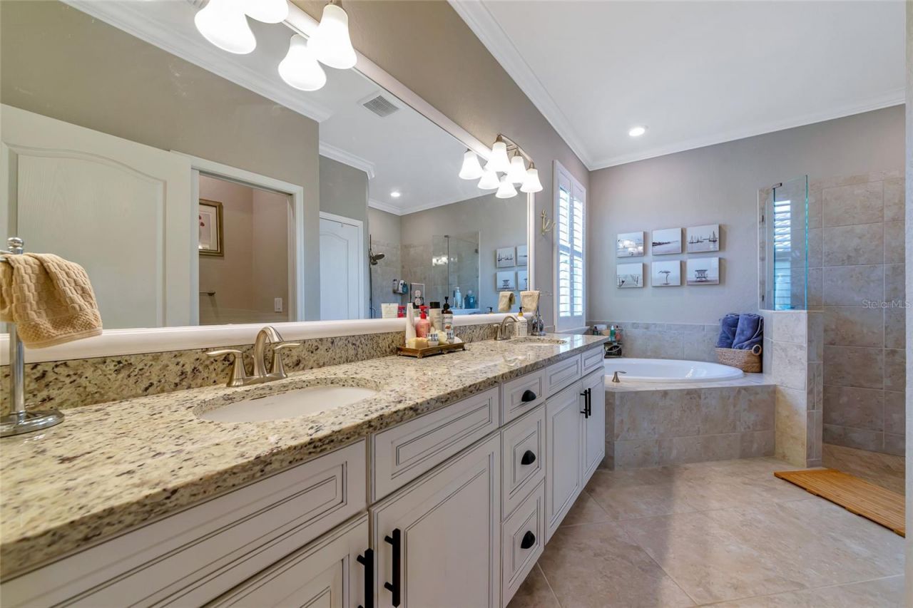 2938 Desert Plain Cove , Bradenton, FL 34211 Photo