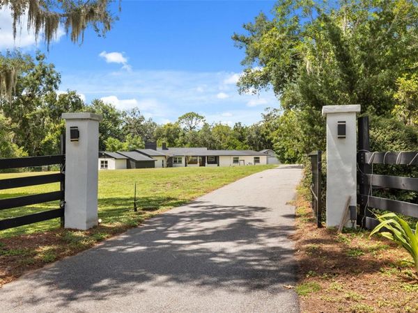1602 COUNTRY CLUB ROAD , EUSTIS, FL 32726
