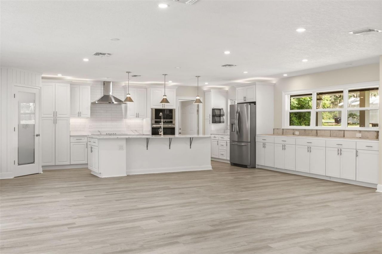 1602 Country Club Road, Eustis, FL 32726 Photo