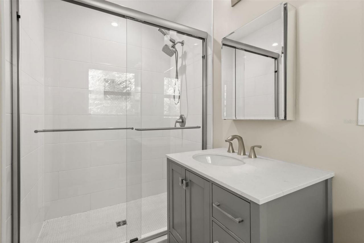 1602 Country Club Road, Eustis, FL 32726 Photo