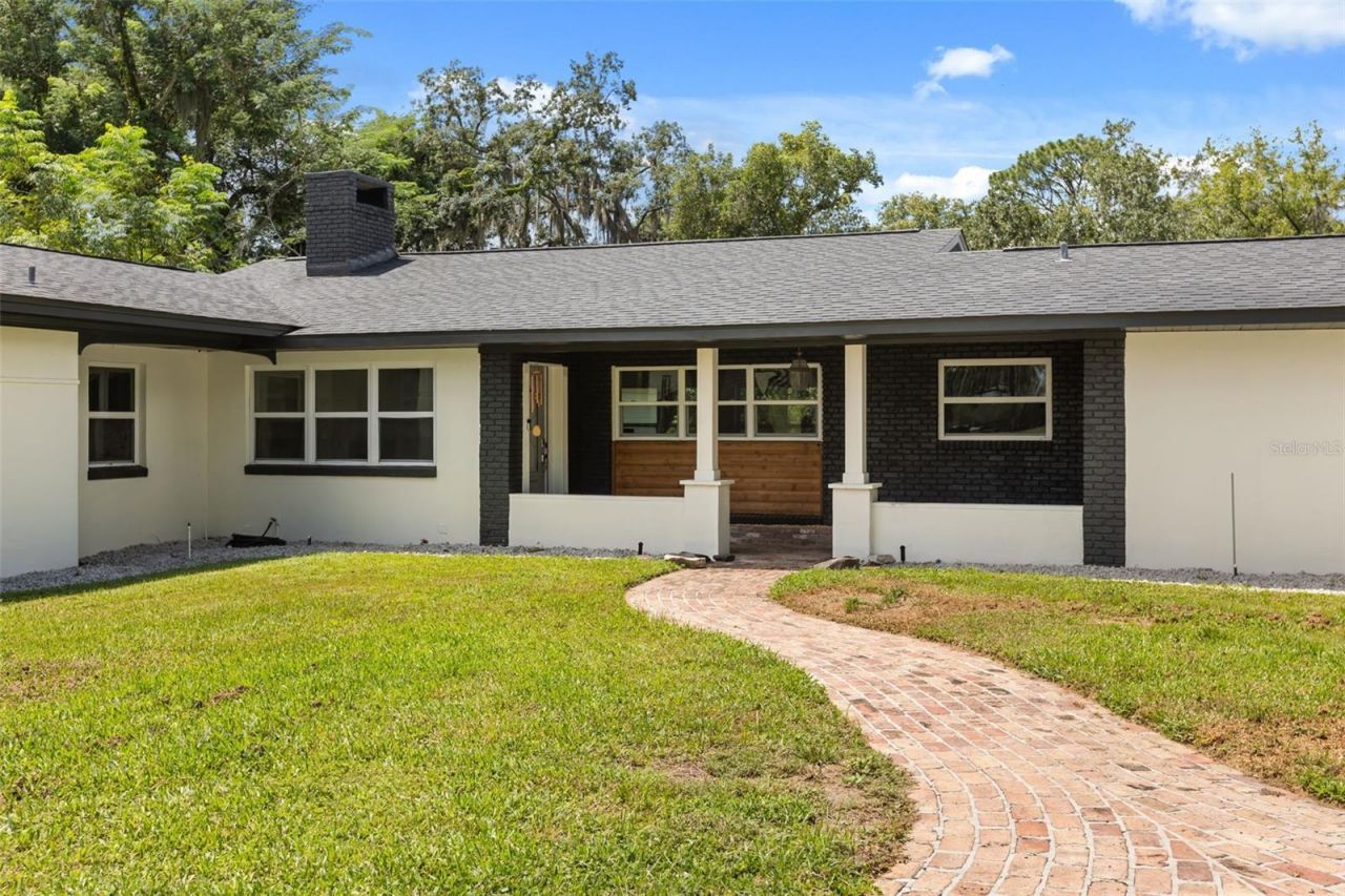 1602 Country Club Road, Eustis, FL 32726 Photo