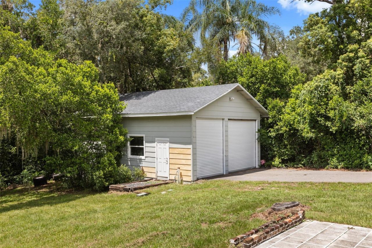 1602 Country Club Road, Eustis, FL 32726 Photo