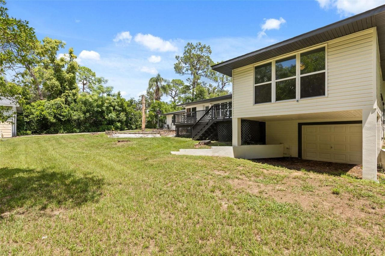 1602 Country Club Road, Eustis, FL 32726 Photo