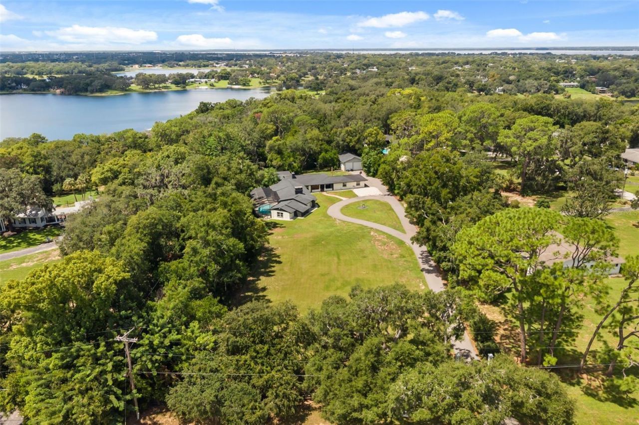 1602 Country Club Road, Eustis, FL 32726 Photo