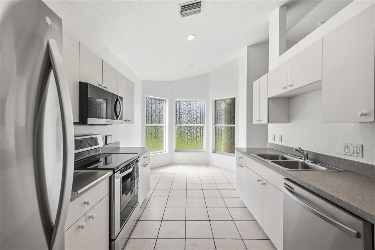 5469 Ashton Manor Drive, Sarasota, FL 34233 Photo